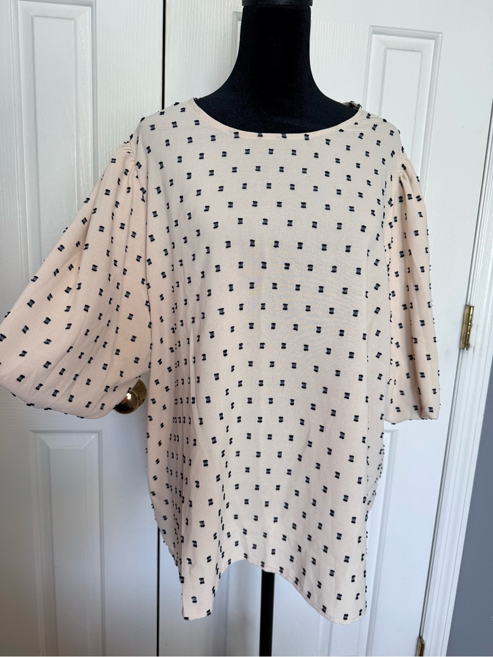 LOFT Outlet XXL NWT Cream Black Textured Dot Puff Sleeve Blouse Top